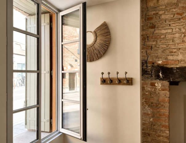 Chambre avec lit 160 cm dans l’appartement Le Pont Vieux à Albi